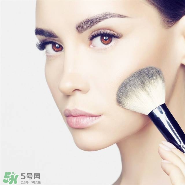 ��ױˢ��ϴ���� ��ô��ϴ��ױˢ